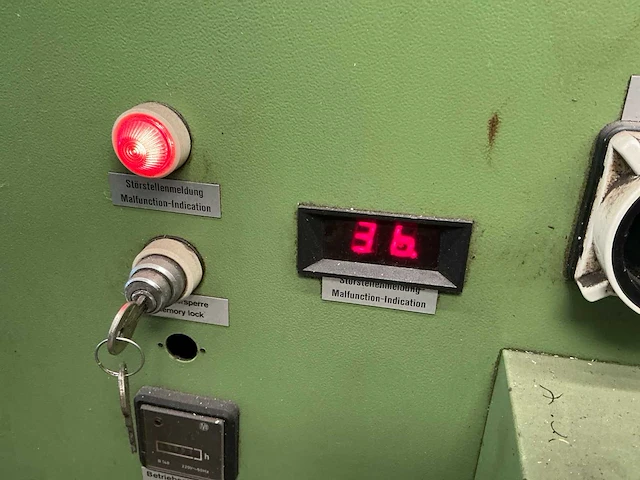 1985 maho mh500c cnc freesmachine - afbeelding 19 van  31