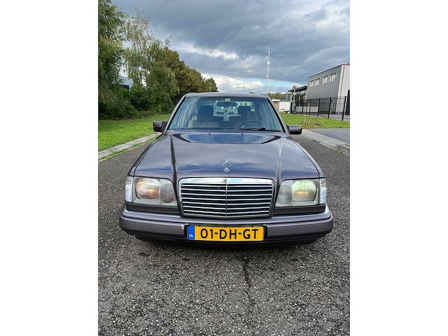1985 mercedes-benz 200-500 (w124) 300 d personenauto - afbeelding 11 van  18