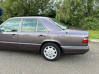 1985 mercedes-benz 200-500 (w124) 300 d personenauto - afbeelding 17 van  18