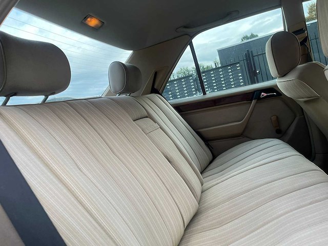 1985 mercedes-benz 200-500 (w124) 300 d personenauto - afbeelding 2 van  18
