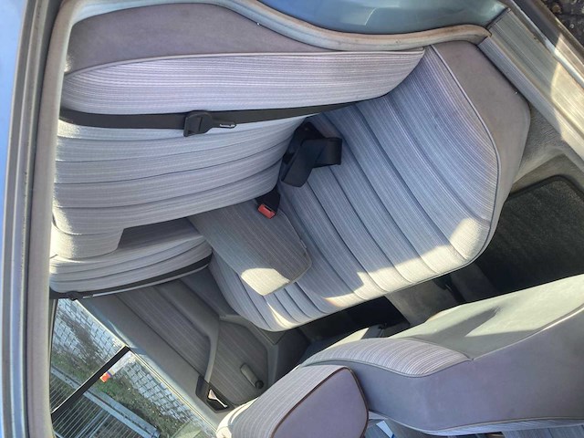 1985 mercedes-benz 230 e (w124) automaat, 24-kfr-7 - afbeelding 2 van  13