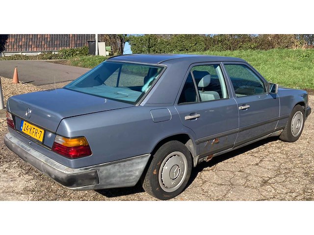 1985 mercedes-benz 230 e (w124) automaat, 24-kfr-7 - afbeelding 6 van  13