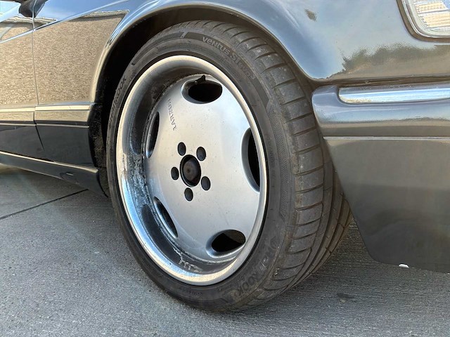 1985 mercedes-benz s-klasse 500 sec personenauto - afbeelding 18 van  56