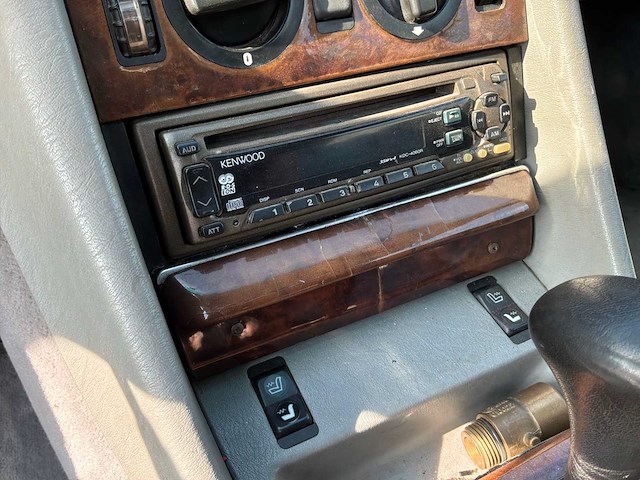 1985 mercedes-benz s-klasse 500 sec personenauto - afbeelding 30 van  56