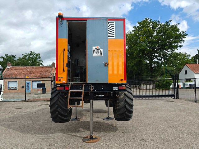 1985 mercedes-benz unimog 1300l sondeerwagen - afbeelding 6 van  52