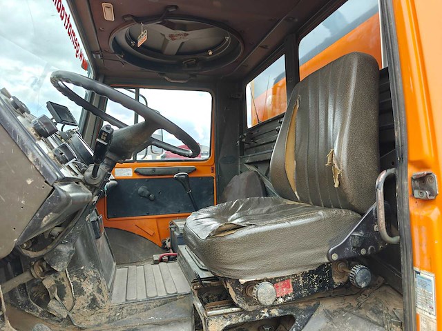 1985 mercedes-benz unimog 1300l sondeerwagen - afbeelding 10 van  52