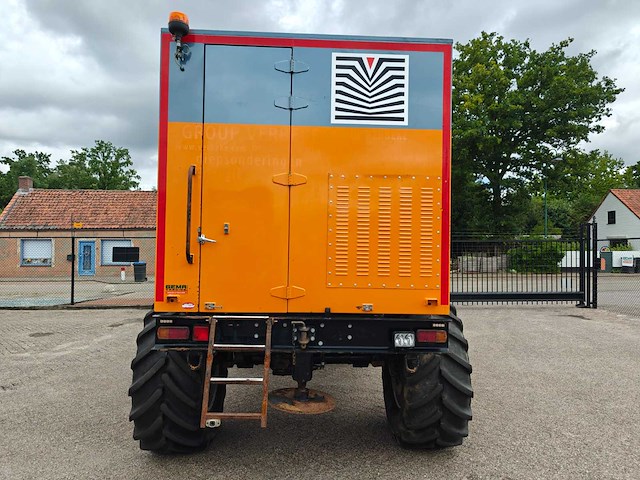 1985 mercedes-benz unimog 1300l sondeerwagen - afbeelding 49 van  52