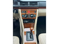 1985 mercedes-benz (w124) 300 d personenauto oldtimer om606 td - afbeelding 5 van  19