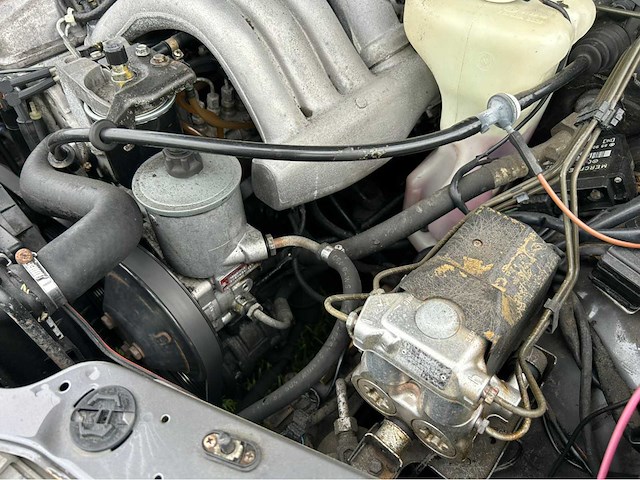 1985 mercedes-benz (w124) 300 d personenauto oldtimer om606 td - afbeelding 8 van  25