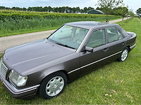 1985 mercedes-benz (w124) 300 d personenauto oldtimer om606 td - afbeelding 16 van  19