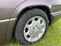 1985 mercedes-benz (w124) 300 d personenauto oldtimer om606 td - afbeelding 2 van  26
