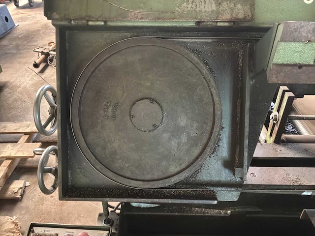 1985 metalin 320 va metalen horizontale bandzaagmachine - afbeelding 1 van  7