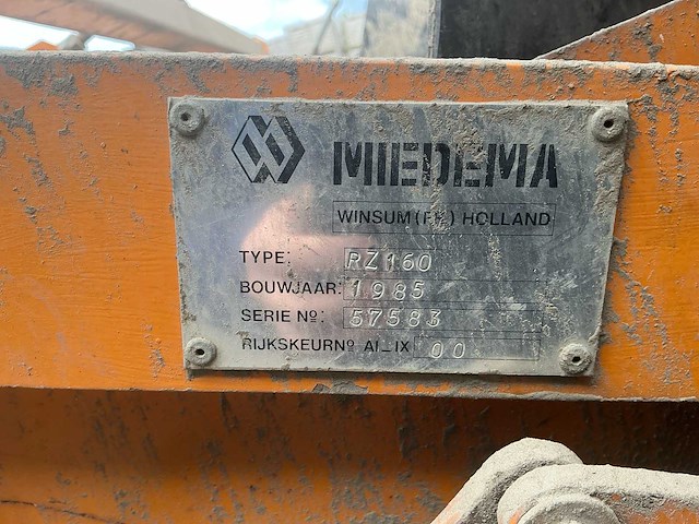1985 miedema sb40 stortbak - afbeelding 18 van  30