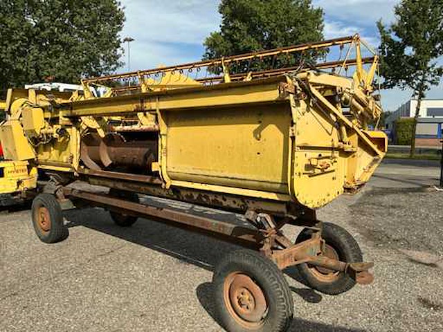 1985 new holland tf44 combain - afbeelding 55 van  69