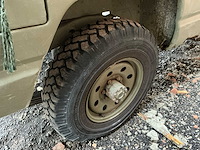 1985 nissan ml-6 personenauto - afbeelding 2 van  28