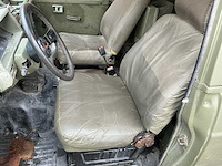 1985 nissan ml-6 personenauto - afbeelding 15 van  28