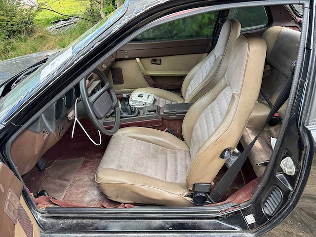 1985 porsche 944 - afbeelding 10 van  10