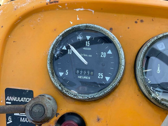 1985 renault 32-60v oldtimer smalspoor tractor - afbeelding 7 van  15