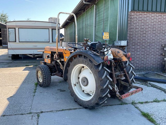 1985 renault 32-60v oldtimer smalspoor tractor - afbeelding 10 van  15