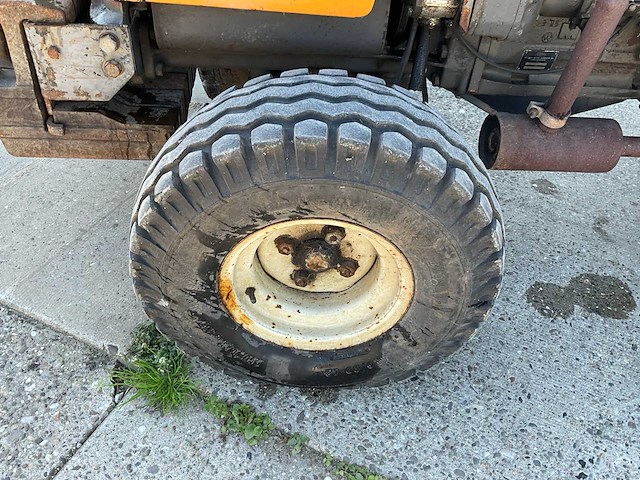 1985 renault 32-60v oldtimer smalspoor tractor - afbeelding 13 van  15