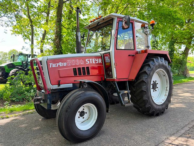 1985 steyr 8090 turbo tweewielaangedreven landbouwtractor - afbeelding 1 van  8