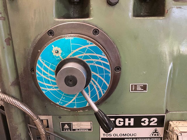1985 tos olomouc fgh32 bedfreesmachine - afbeelding 5 van  25