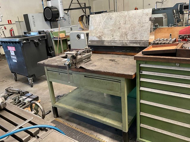 1985 tos olomouc fgh32 bedfreesmachine - afbeelding 14 van  25