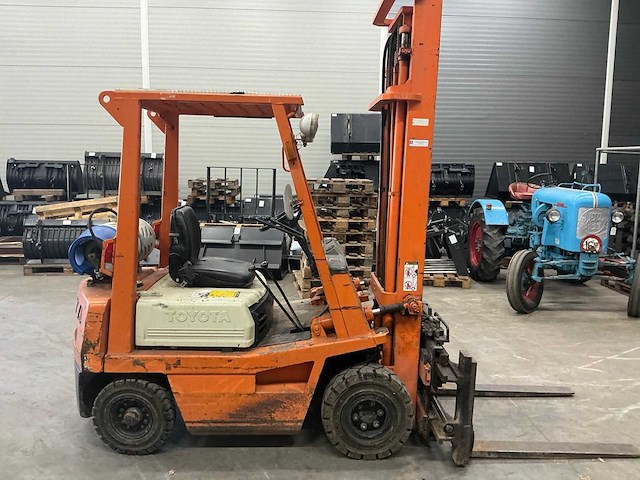 1985 toyota 42-4fg15 vorkheftruck - afbeelding 19 van  24
