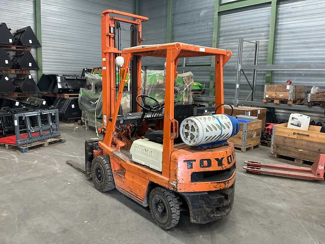 1985 toyota 42-4fg15 vorkheftruck - afbeelding 22 van  24
