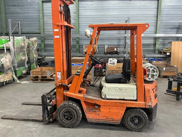 1985 toyota 42-4fg15 vorkheftruck - afbeelding 23 van  24