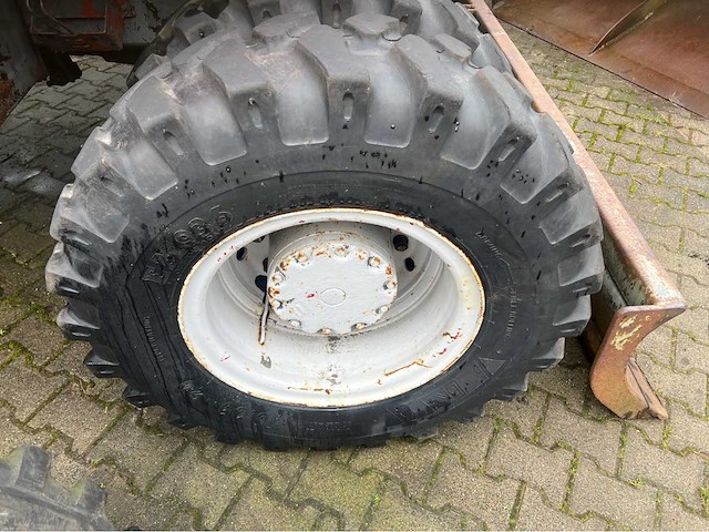 1986 atlas 1302e banden graafmachine - afbeelding 5 van  13