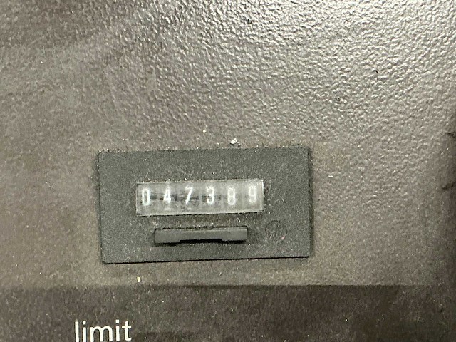 1986 baltec pws 610 ponsmachine - afbeelding 17 van  24