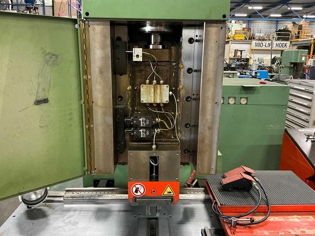 1986 baltec pws 610 ponsmachine - afbeelding 29 van  31
