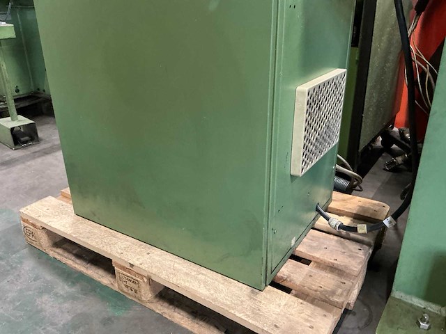 1986 baltec pws 610 ponsmachine - afbeelding 10 van  33