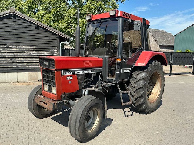 1986 case 745 xl oldtimer tractor - afbeelding 1 van  10