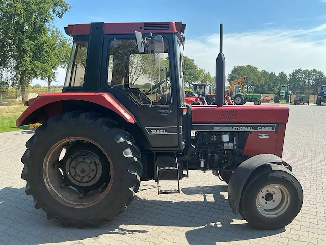 1986 case 745 xl oldtimer tractor - afbeelding 18 van  24