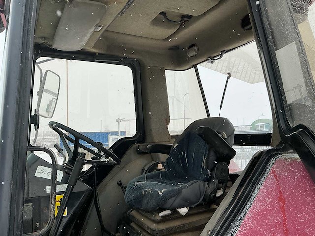 1986 case international 1056xl vierwielaangedreven landbouwtractor - afbeelding 19 van  32