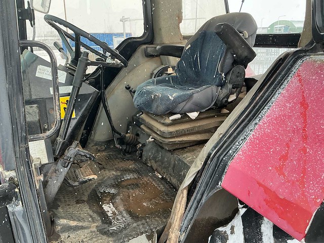 1986 case international 1056xl vierwielaangedreven landbouwtractor - afbeelding 20 van  32