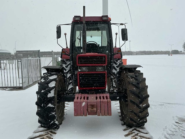 1986 case international 1056xl vierwielaangedreven landbouwtractor - afbeelding 12 van  32