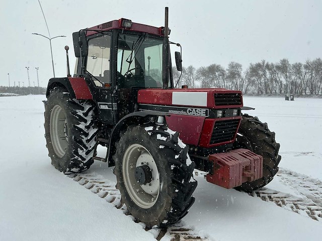 1986 case international 1056xl vierwielaangedreven landbouwtractor - afbeelding 23 van  32