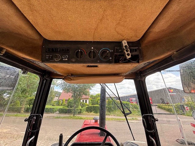 1986 case international 1455 xl - vierwielaangedreven landbouwtractor - afbeelding 10 van  19
