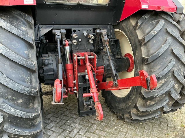 1986 case international 1455xl vierwielaangedreven landbouwtractor - afbeelding 27 van  37