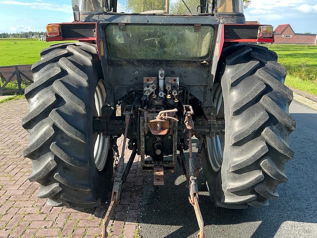 1986 case international 585xl tweewielaangedreven landbouwtractor - afbeelding 2 van  21