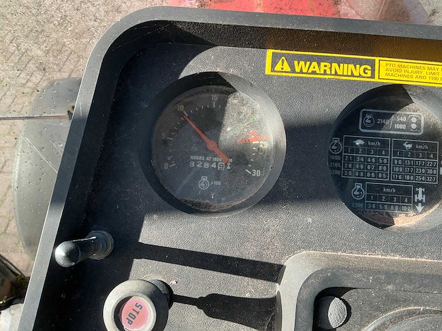 1986 case international 585xl tweewielaangedreven landbouwtractor - afbeelding 8 van  21