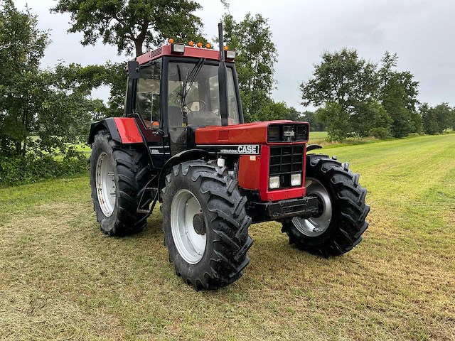 1986 case international 956xl vierwielaangedreven landbouwtractor - afbeelding 22 van  27