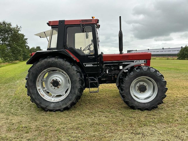 1986 case international 956xl vierwielaangedreven landbouwtractor - afbeelding 24 van  27