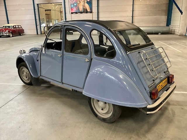 1986 citroën 2cv | french classic car - afbeelding 20 van  25
