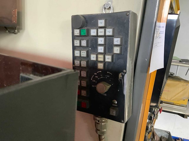 1986 fanuc a04b-0219-b211 draadvonkmachine - afbeelding 6 van  8