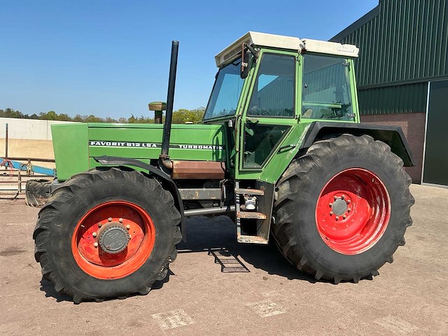 1986 fendt favorit 612 lsa vierwielaangedreven landbouwtractor - afbeelding 12 van  43