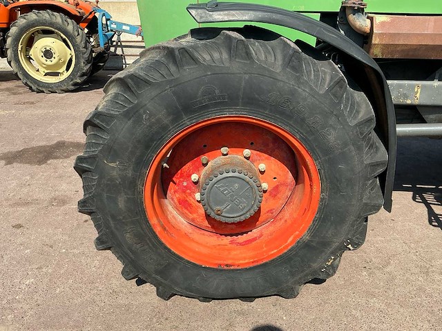 1986 fendt favorit 612 lsa vierwielaangedreven landbouwtractor - afbeelding 2 van  14